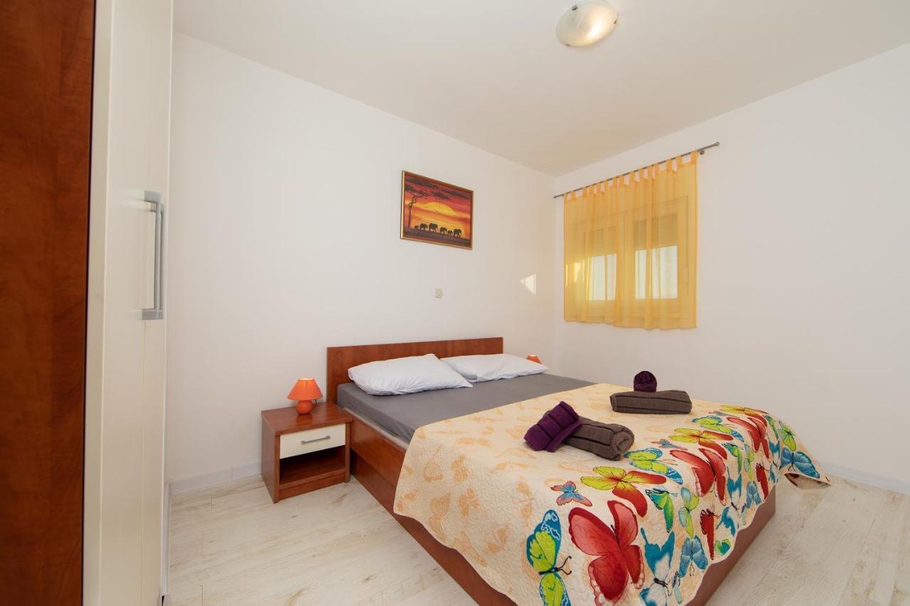 Villa Filip Živogošće エクステリア 写真