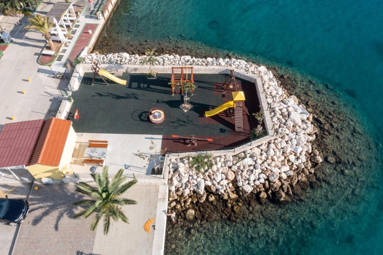Villa Filip Živogošće エクステリア 写真